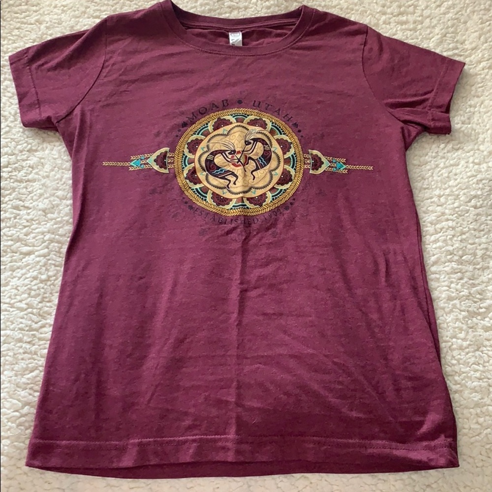 Short sleeve shirt